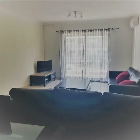 Beautiful Two Bedroom With Garage 公寓 波尔蒂芒