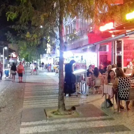 Beautiful Two Bedroom With Garage Apartmán Portimão