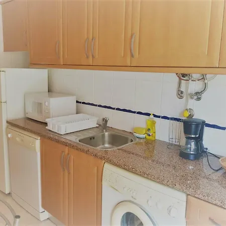 Apartmán Beautiful Two Bedroom With Garage *